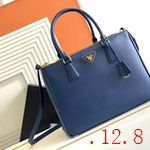 スーパーコピーブラダバッグ